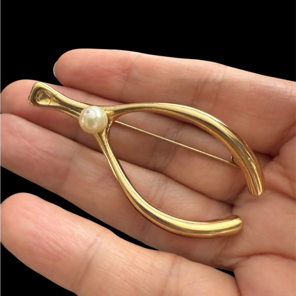 Gold Tone Wishbone Brooch with Pearl Accent
